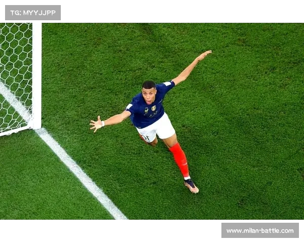 世界杯预选赛法国队姆巴佩梅开二度轻取荷兰