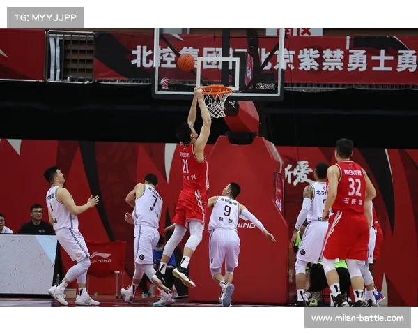 篮球豪门激战正酣:谁将获得最终的荣誉? 篮球豪门激战正酣:谁将获得最终的荣誉?