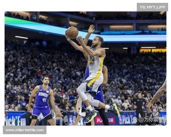 勇士队三分雨打爆对手，库里砍下分